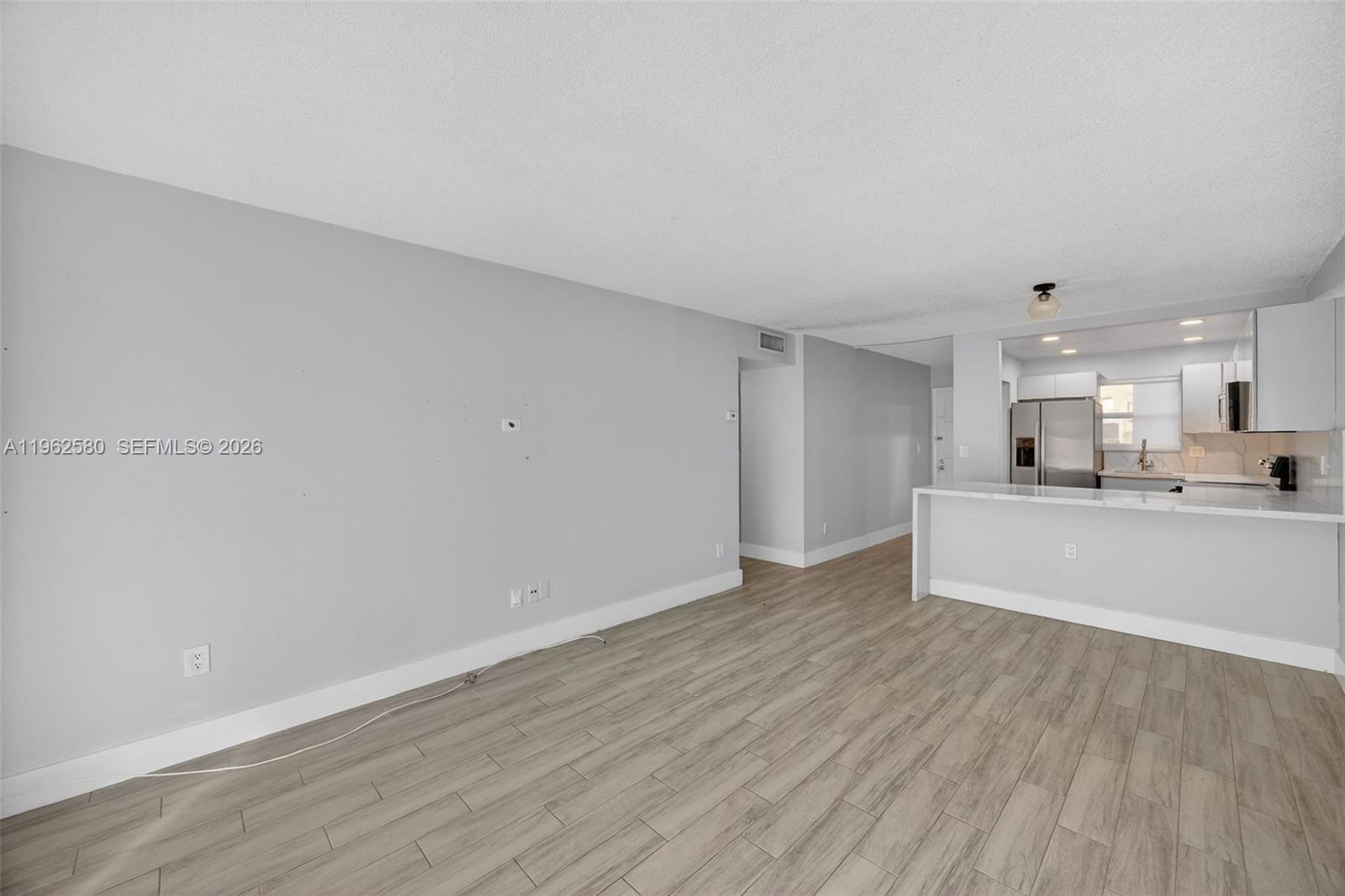 COURTYARDS AT KENDALL CON - Residential