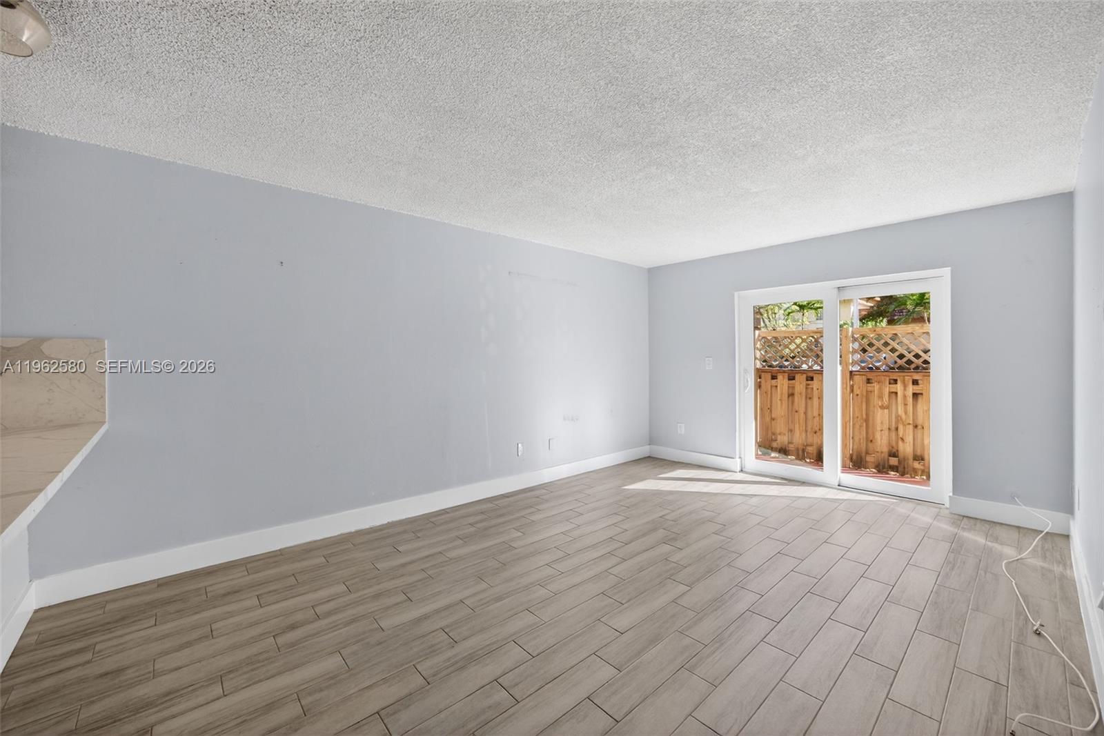 COURTYARDS AT KENDALL CON - Residential