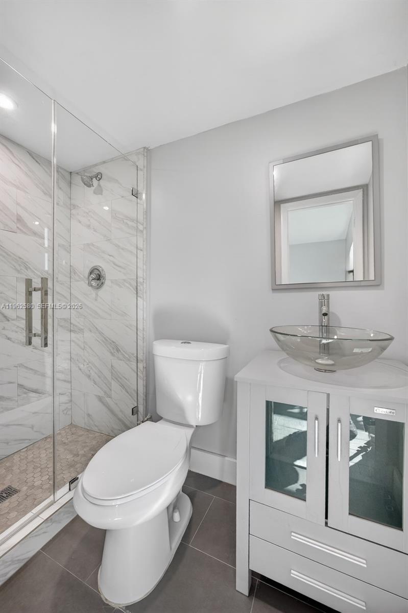 COURTYARDS AT KENDALL CON - Residential