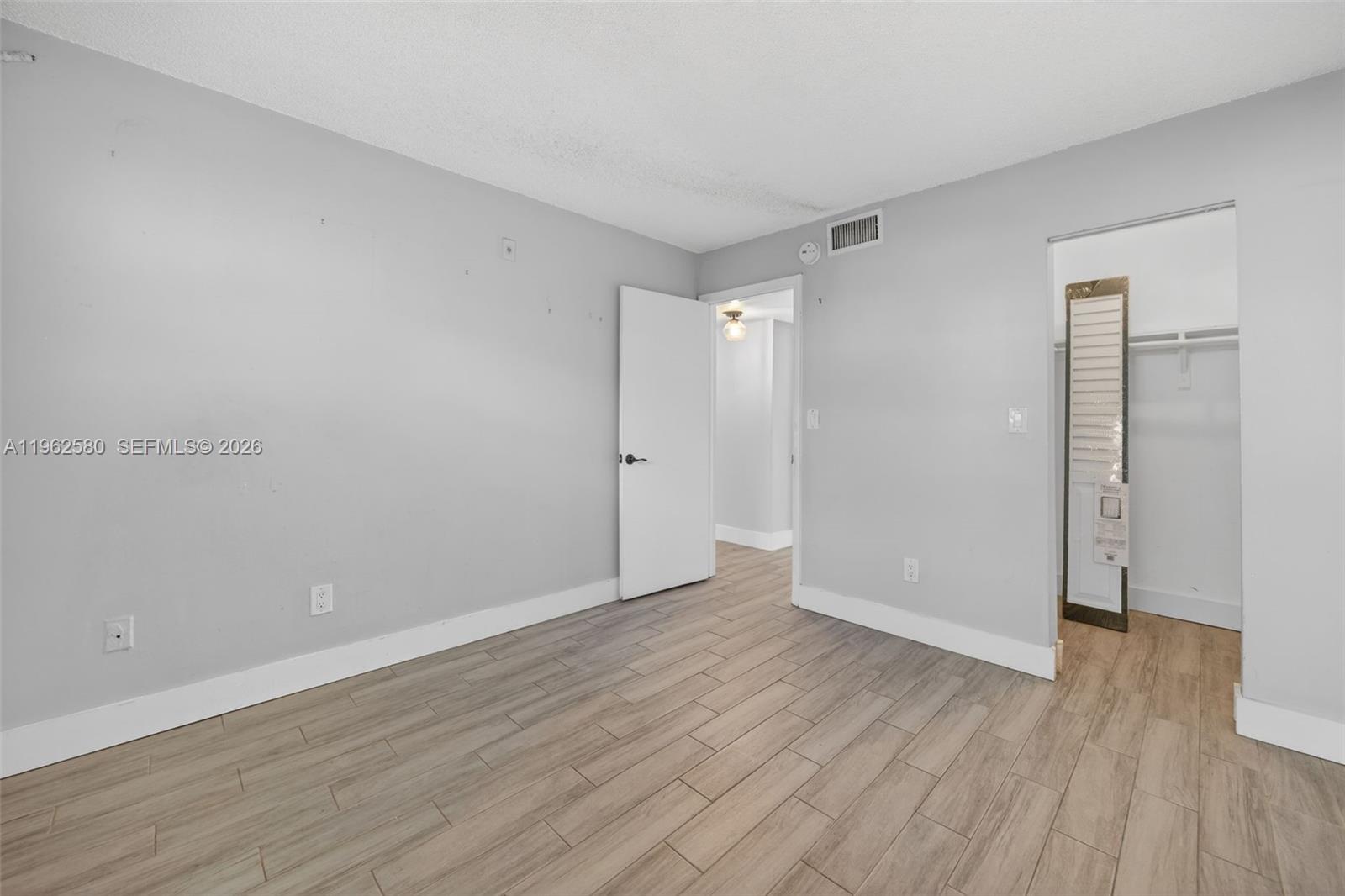 COURTYARDS AT KENDALL CON - Residential