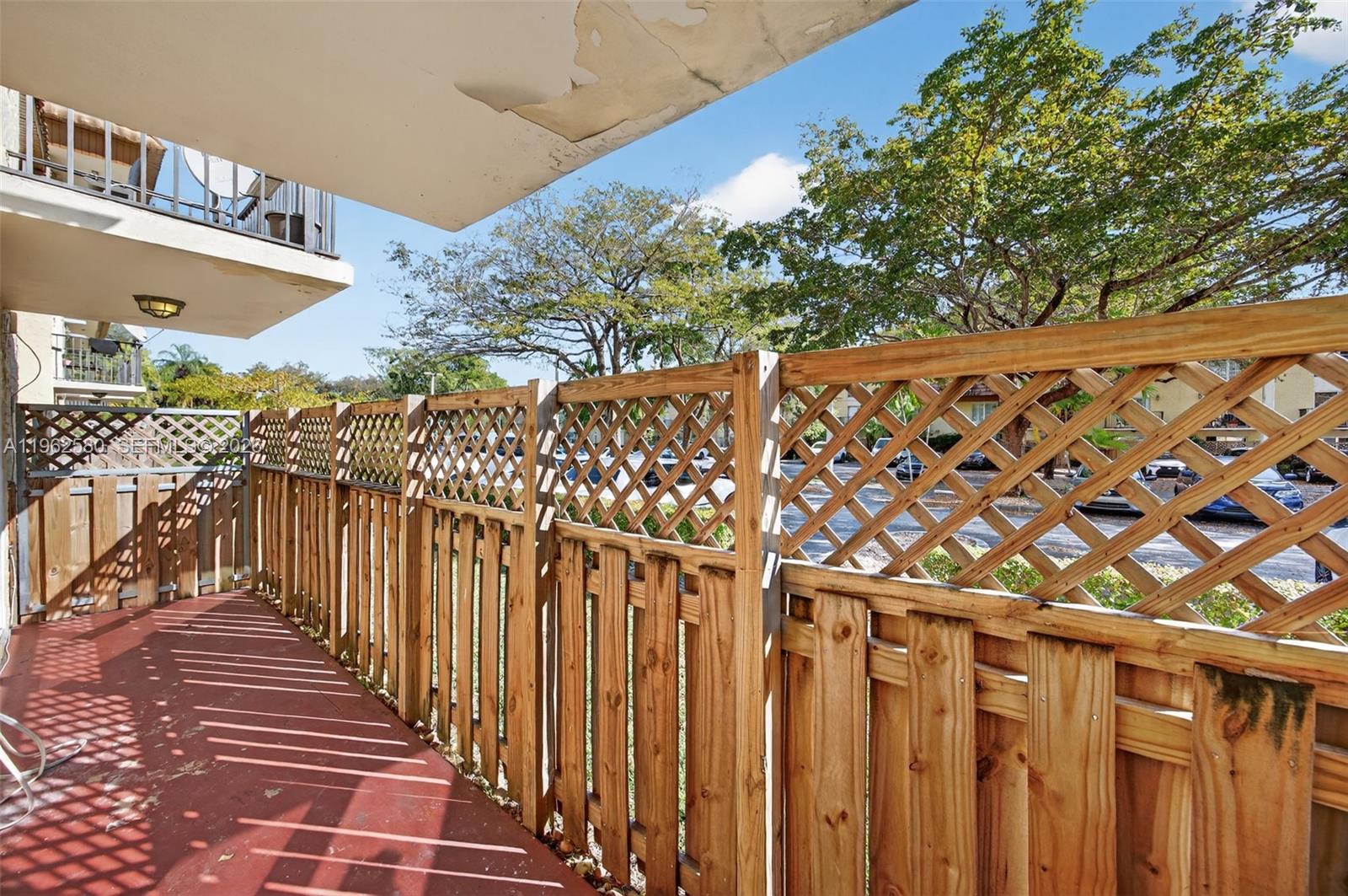 COURTYARDS AT KENDALL CON - Residential