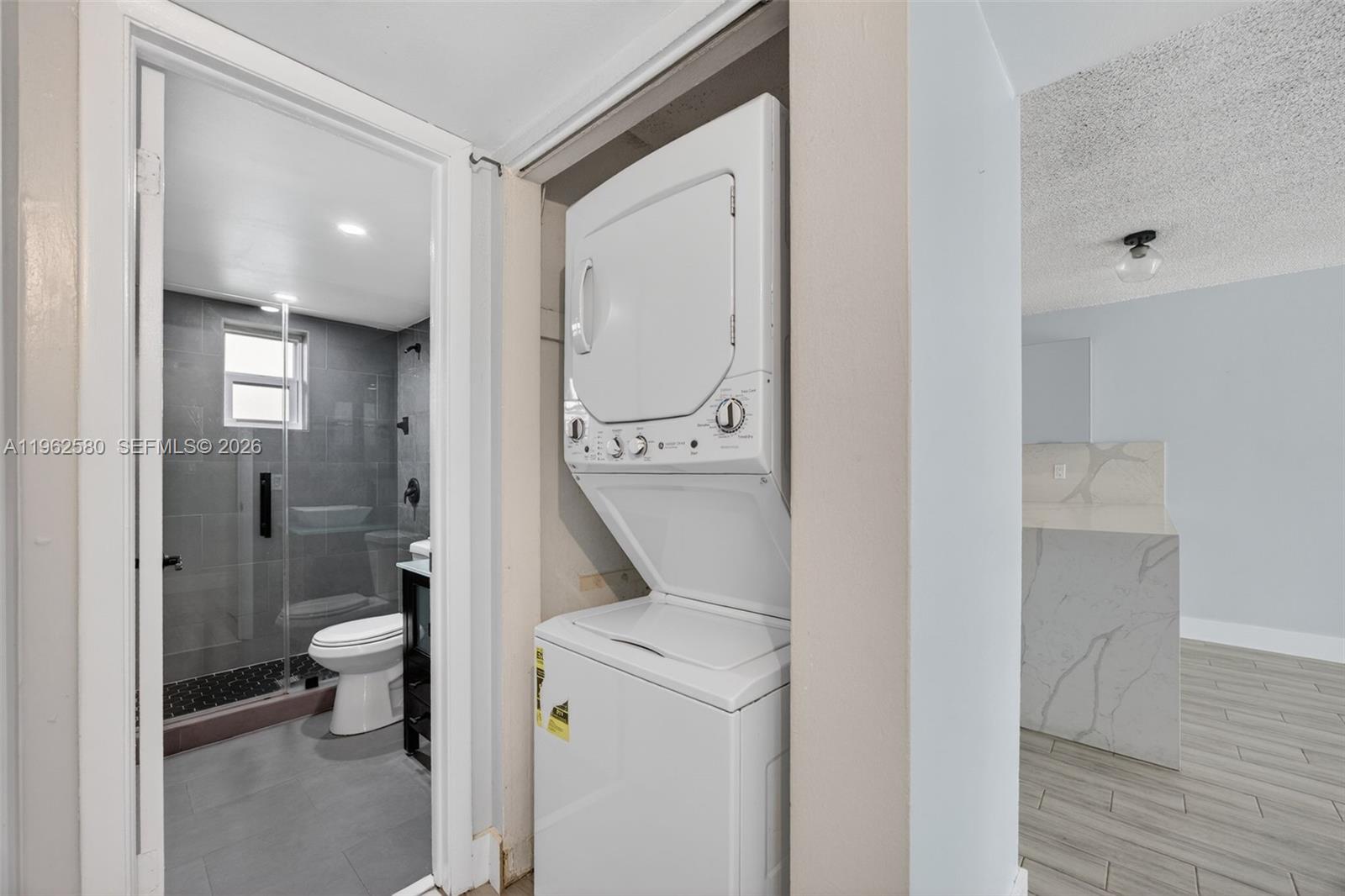 COURTYARDS AT KENDALL CON - Residential