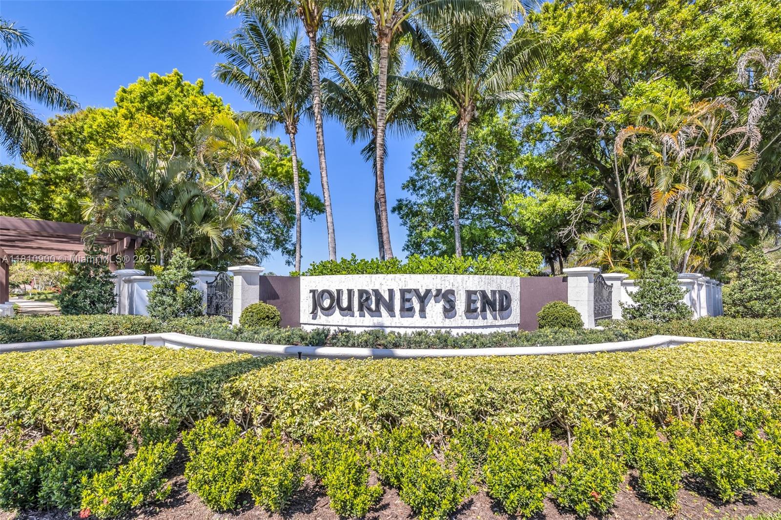 Desirable Journeys End! This 4/3 plus loft is ready for you! One full bedroom and bathroom downstairs. Gourmet kitchen offers walk-in pantry and huge island. Formal dining room and living room. Three bedrooms plus oversized loft upstairs. Primary bedroom upstairs with large walk-in closet. Community offers pool, gym, tennis, pickleball and tot lot. Owner states NO PETS. Minimum credit score of 700. Association requires $1,000 common area deposit. Allow 30 days for approval.