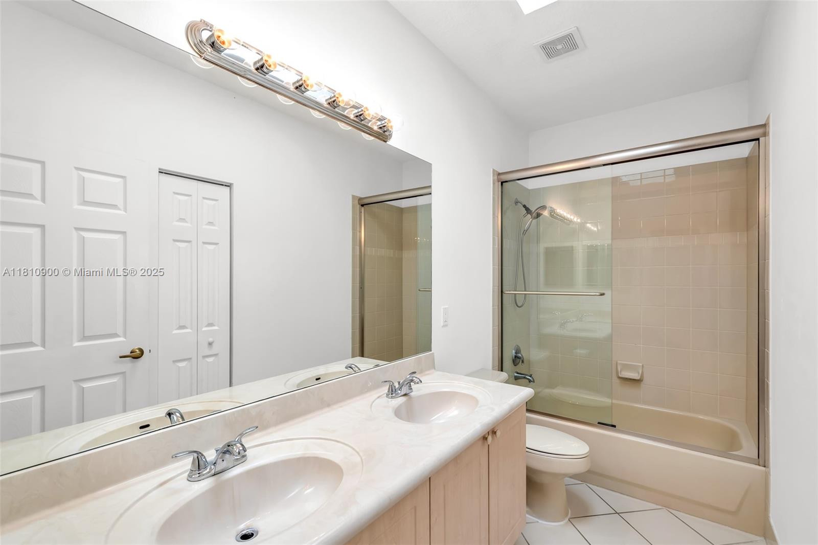 JOURNEYS END 2 - Residential Lease