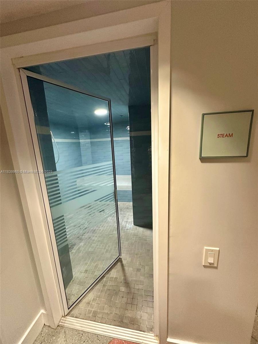 1500 OCEAN DRIVE CONDO - Residential Lease