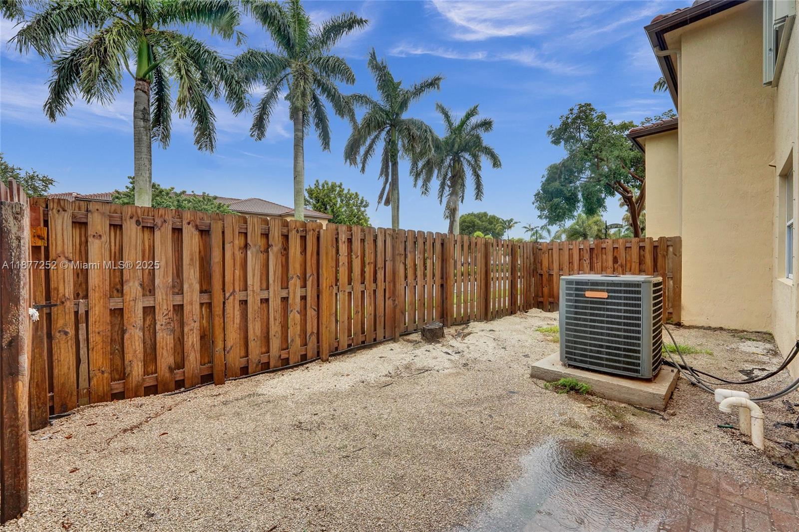 VILLAS AT CARMEL CONDO NO - Residential