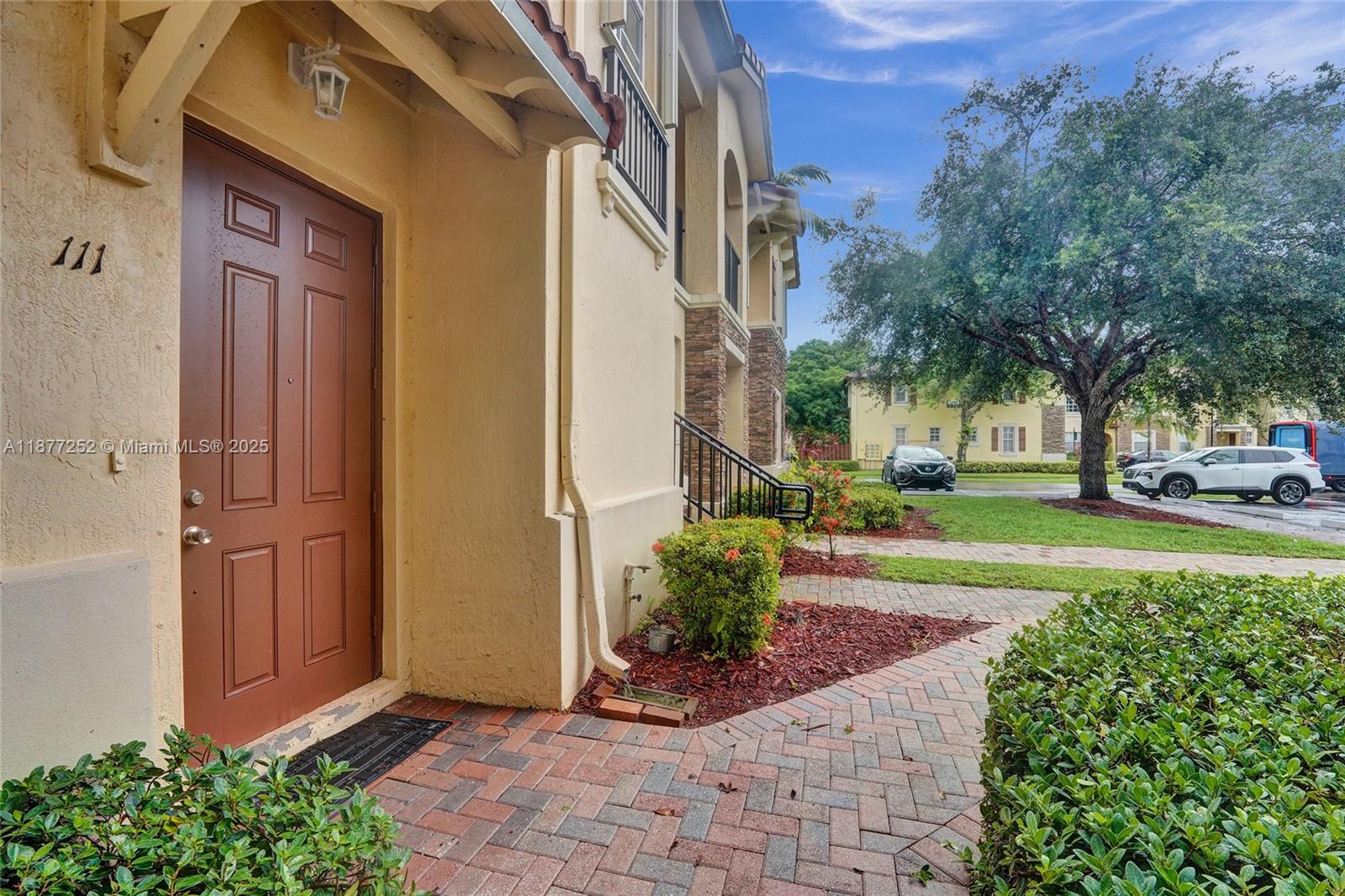 VILLAS AT CARMEL CONDO NO - Residential