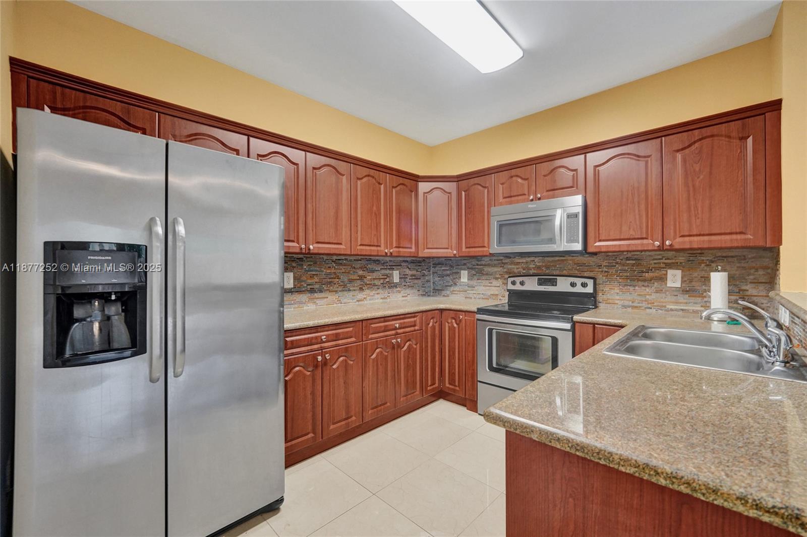 VILLAS AT CARMEL CONDO NO - Residential