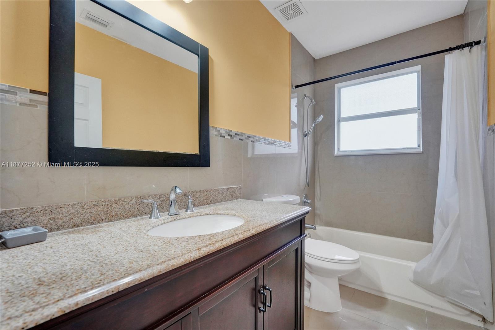 VILLAS AT CARMEL CONDO NO - Residential