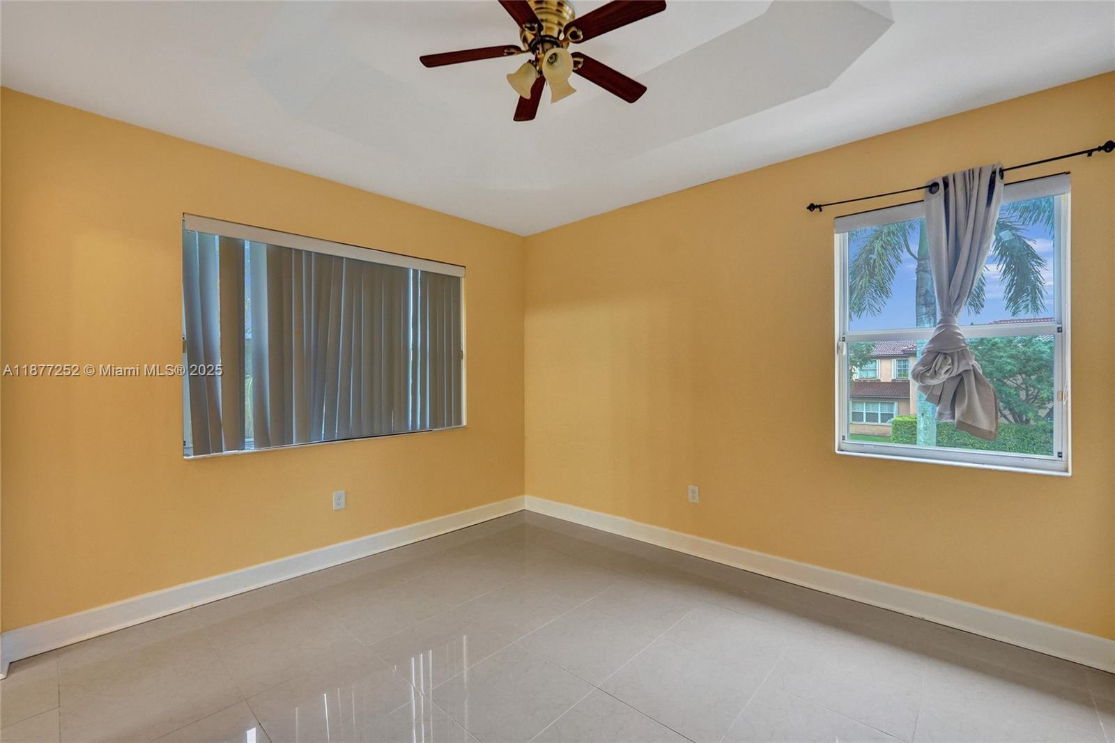 VILLAS AT CARMEL CONDO NO - Residential