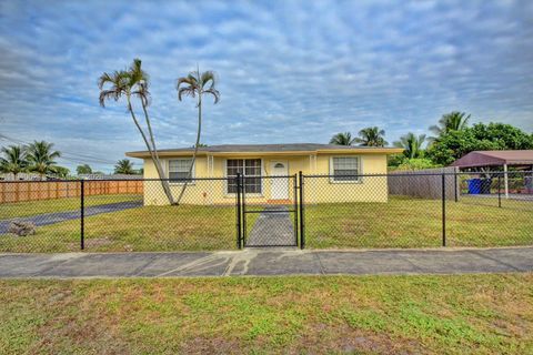 3531 SW 36th St 3531 West Park FL 33023