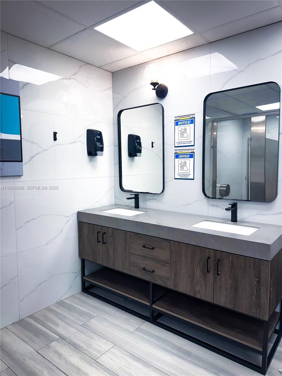 PARKER TOWER CONDO - Residential