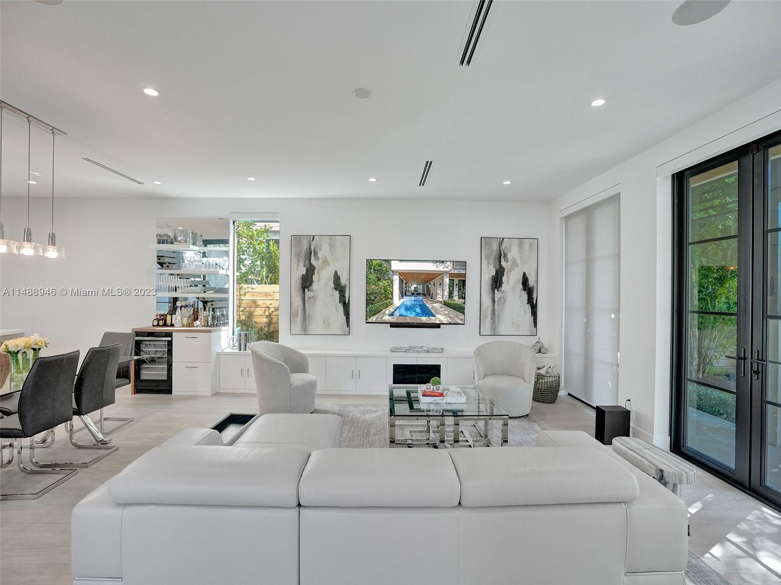 COLEE HAMMOCK - Residential