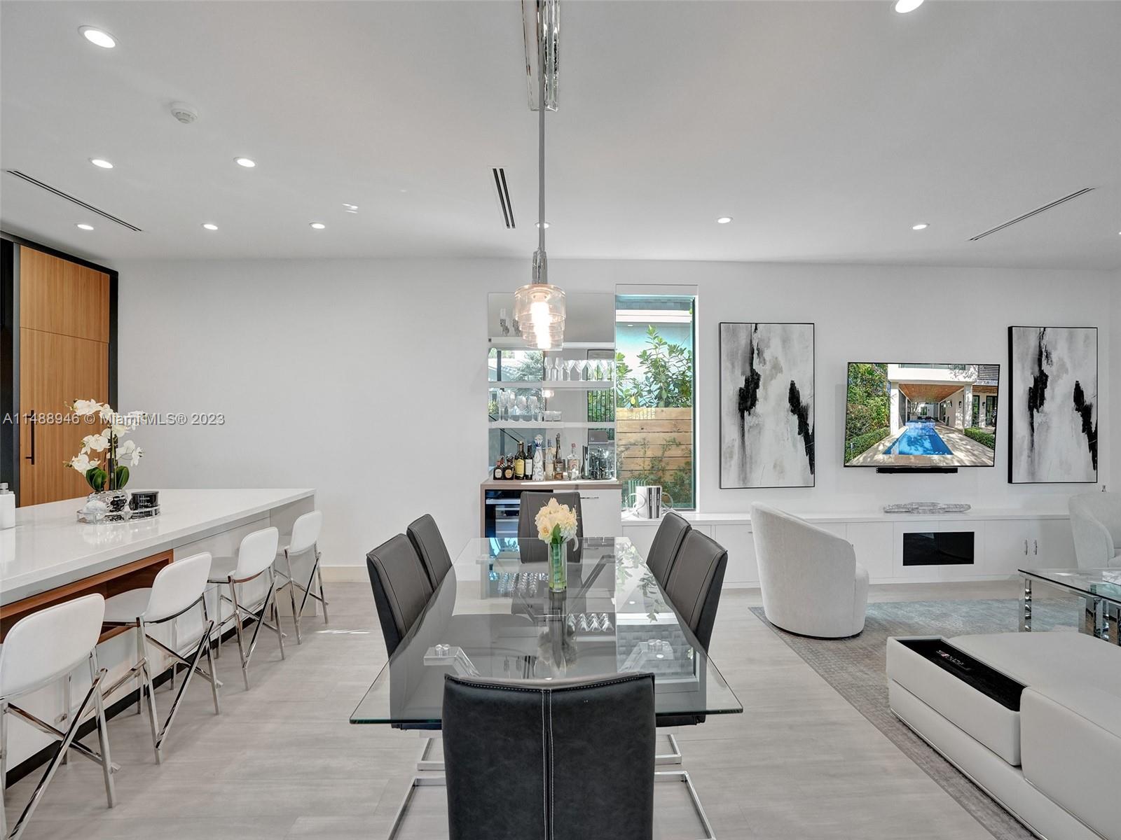 COLEE HAMMOCK - Residential