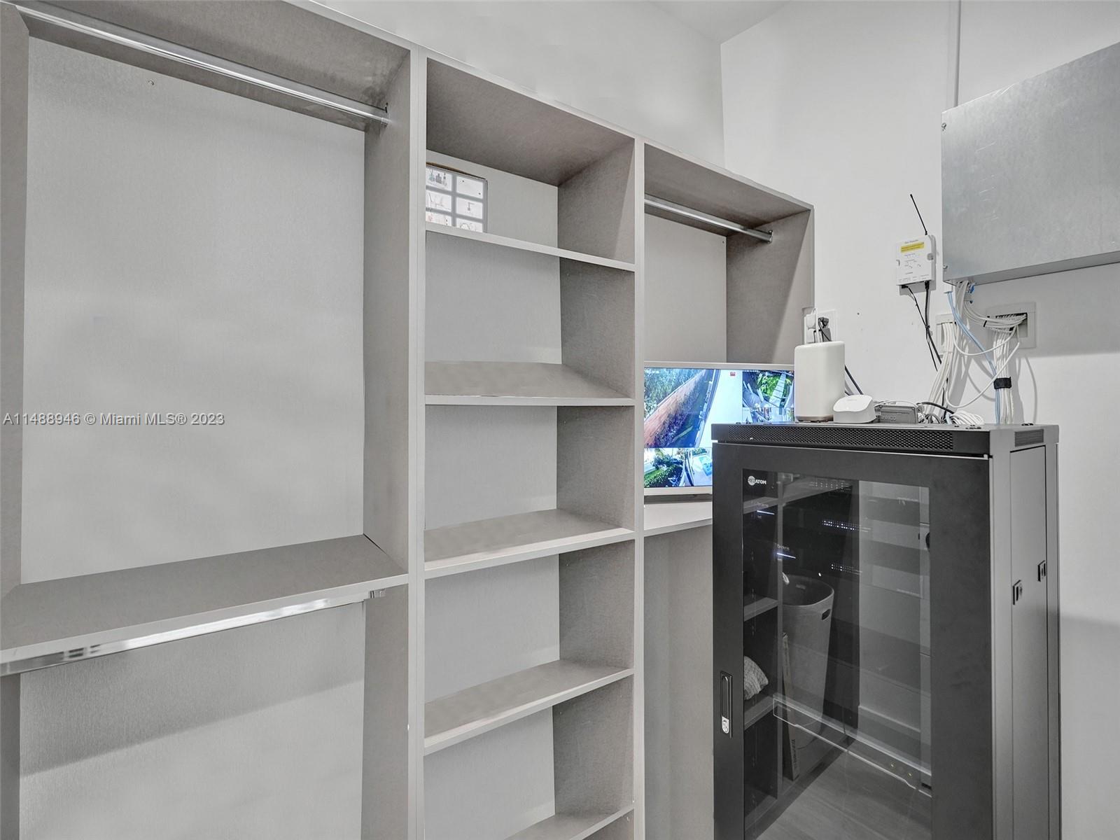 COLEE HAMMOCK - Residential