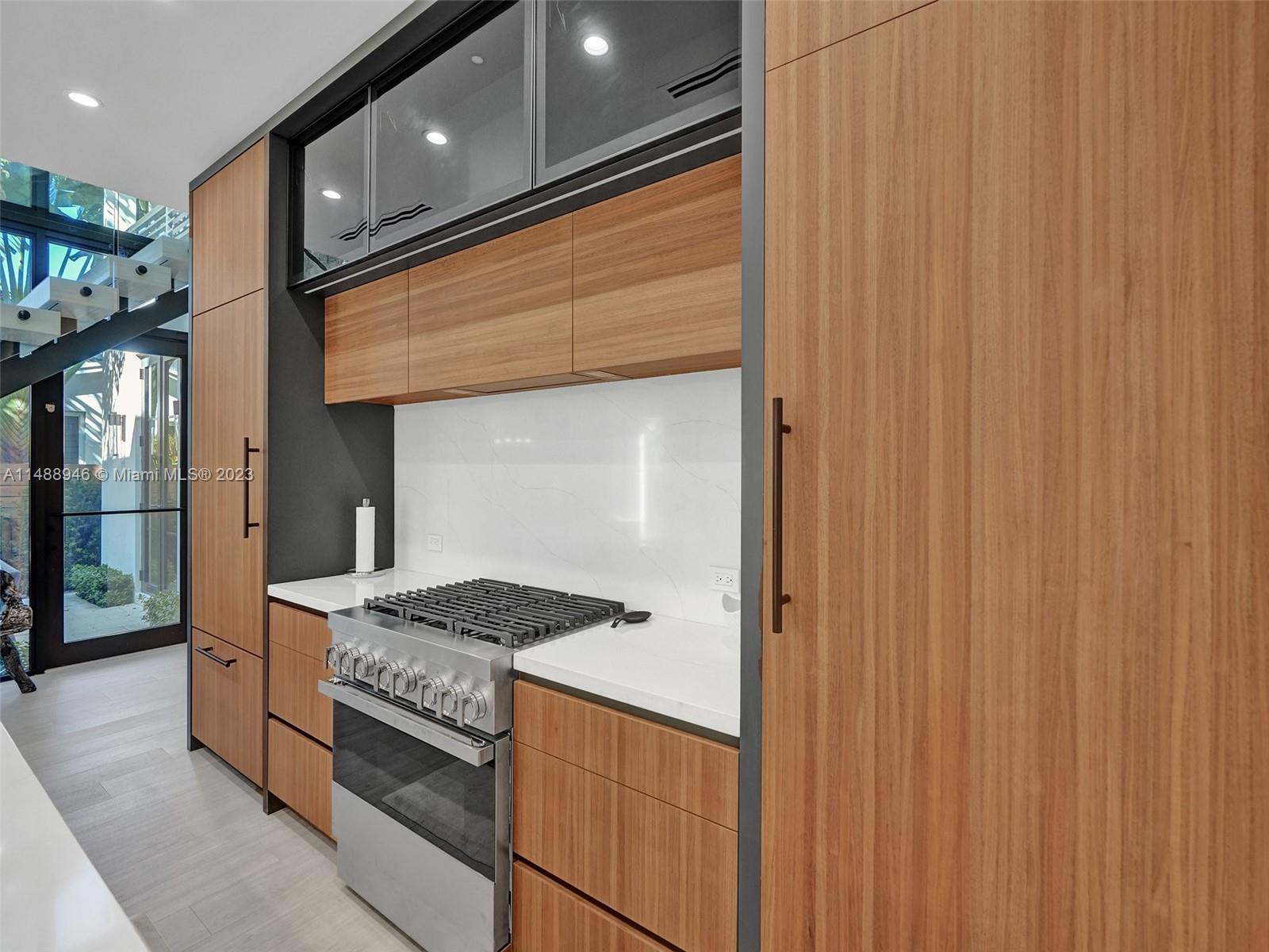 COLEE HAMMOCK - Residential