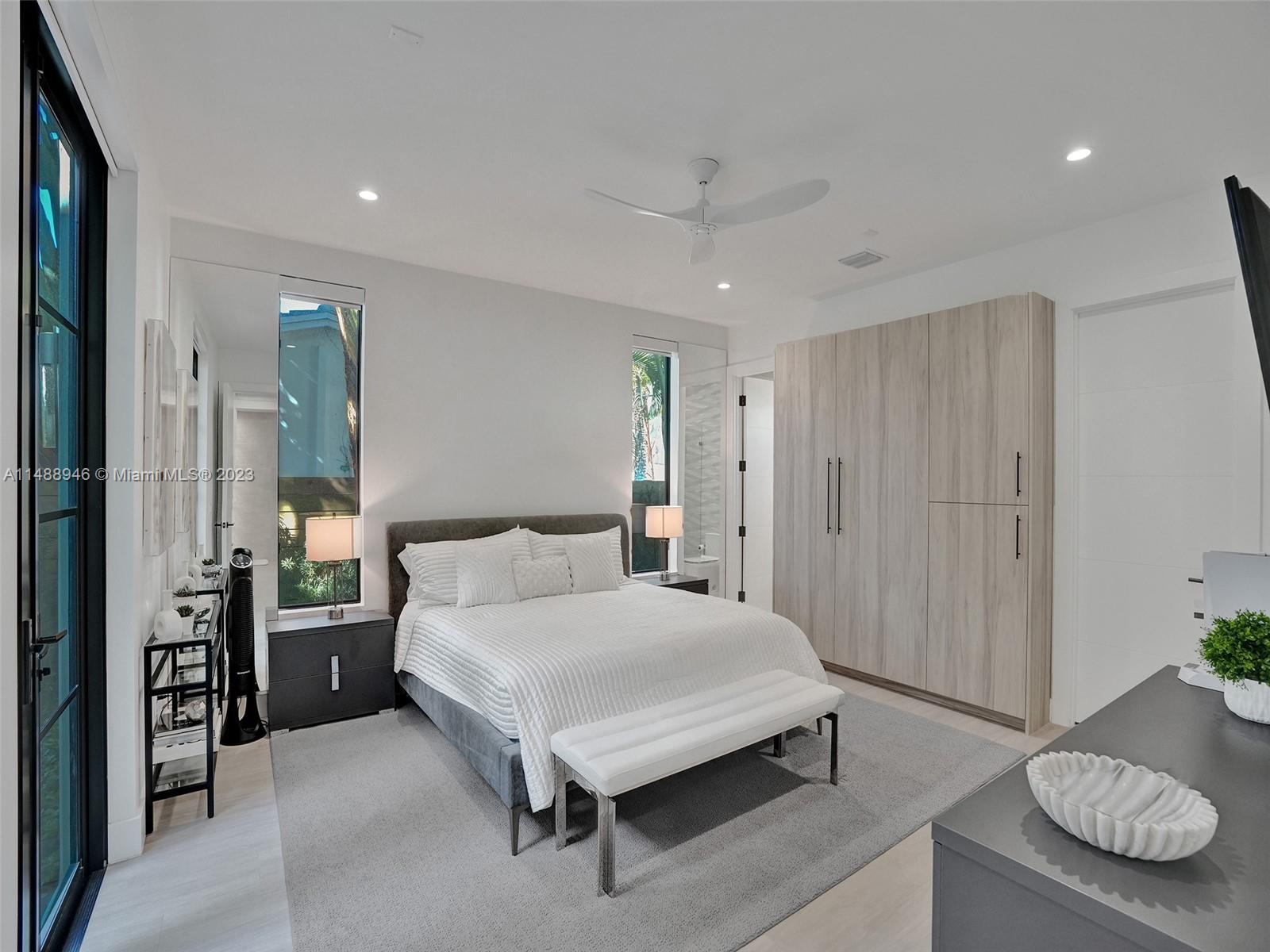 COLEE HAMMOCK - Residential