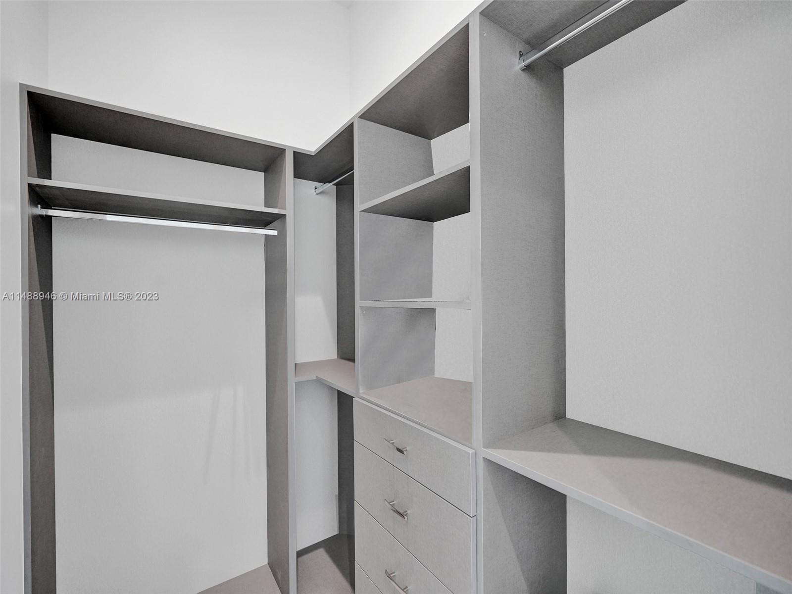 COLEE HAMMOCK - Residential