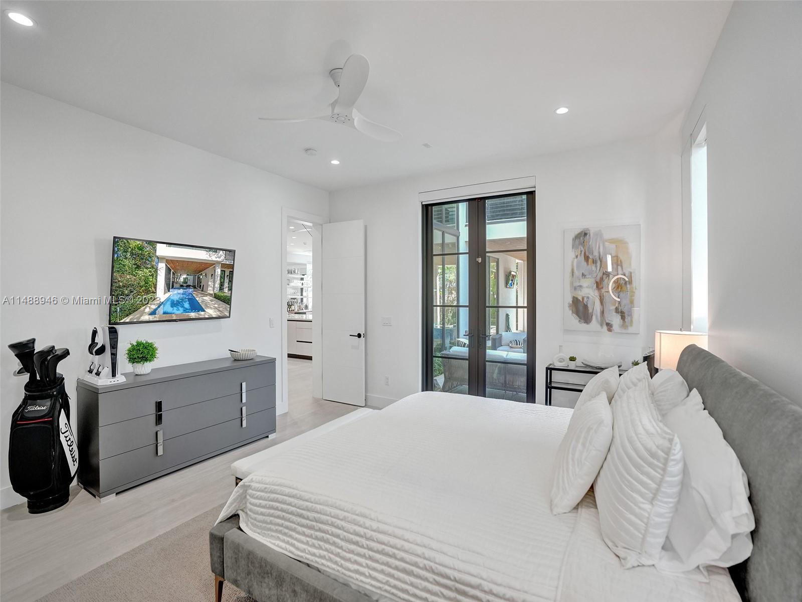 COLEE HAMMOCK - Residential