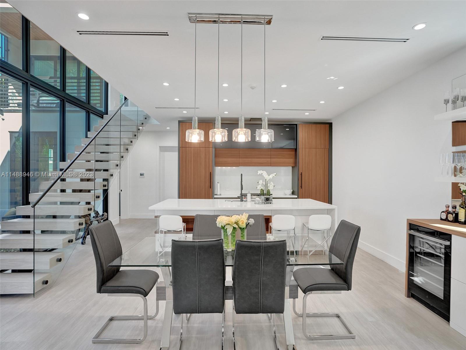 COLEE HAMMOCK - Residential