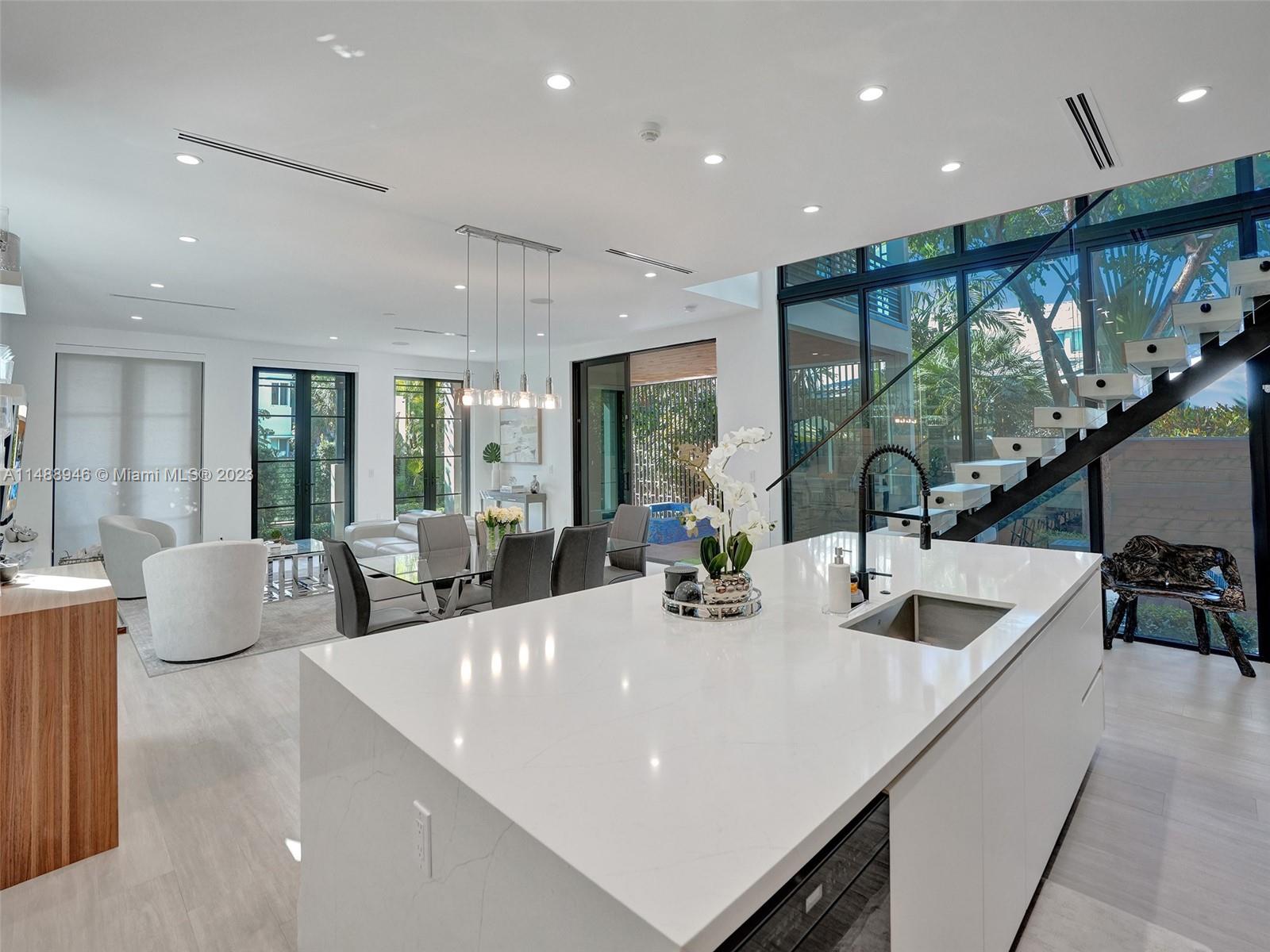 COLEE HAMMOCK - Residential