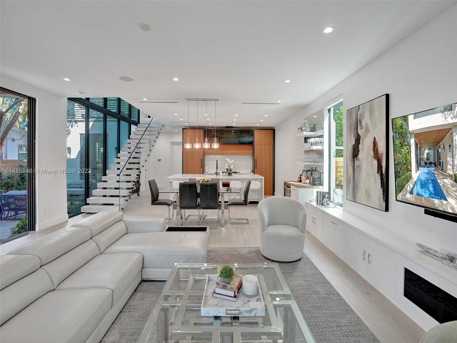 COLEE HAMMOCK - Residential