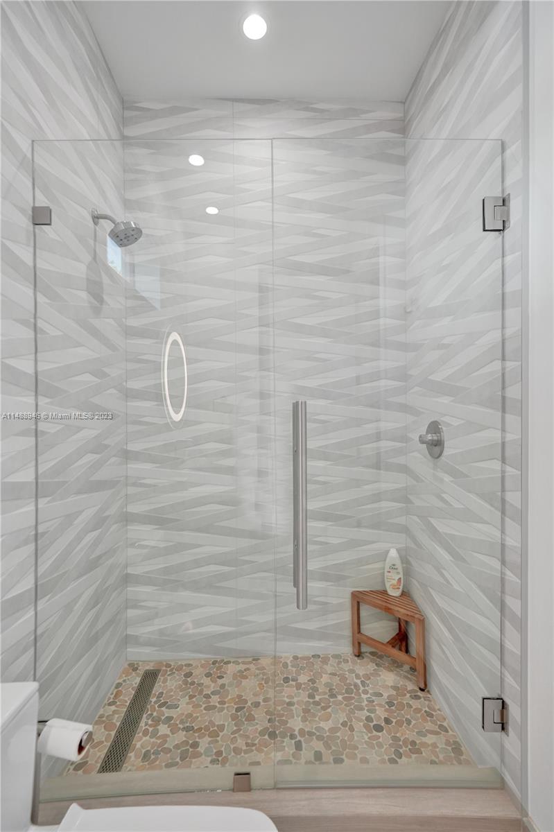 COLEE HAMMOCK - Residential