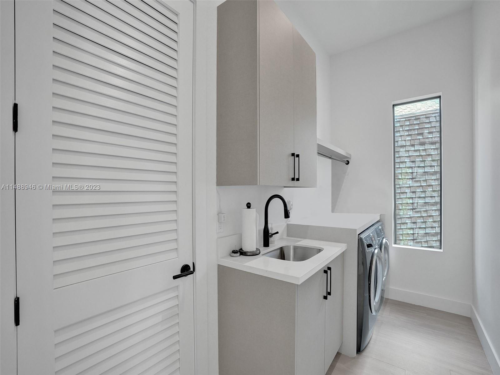 COLEE HAMMOCK - Residential