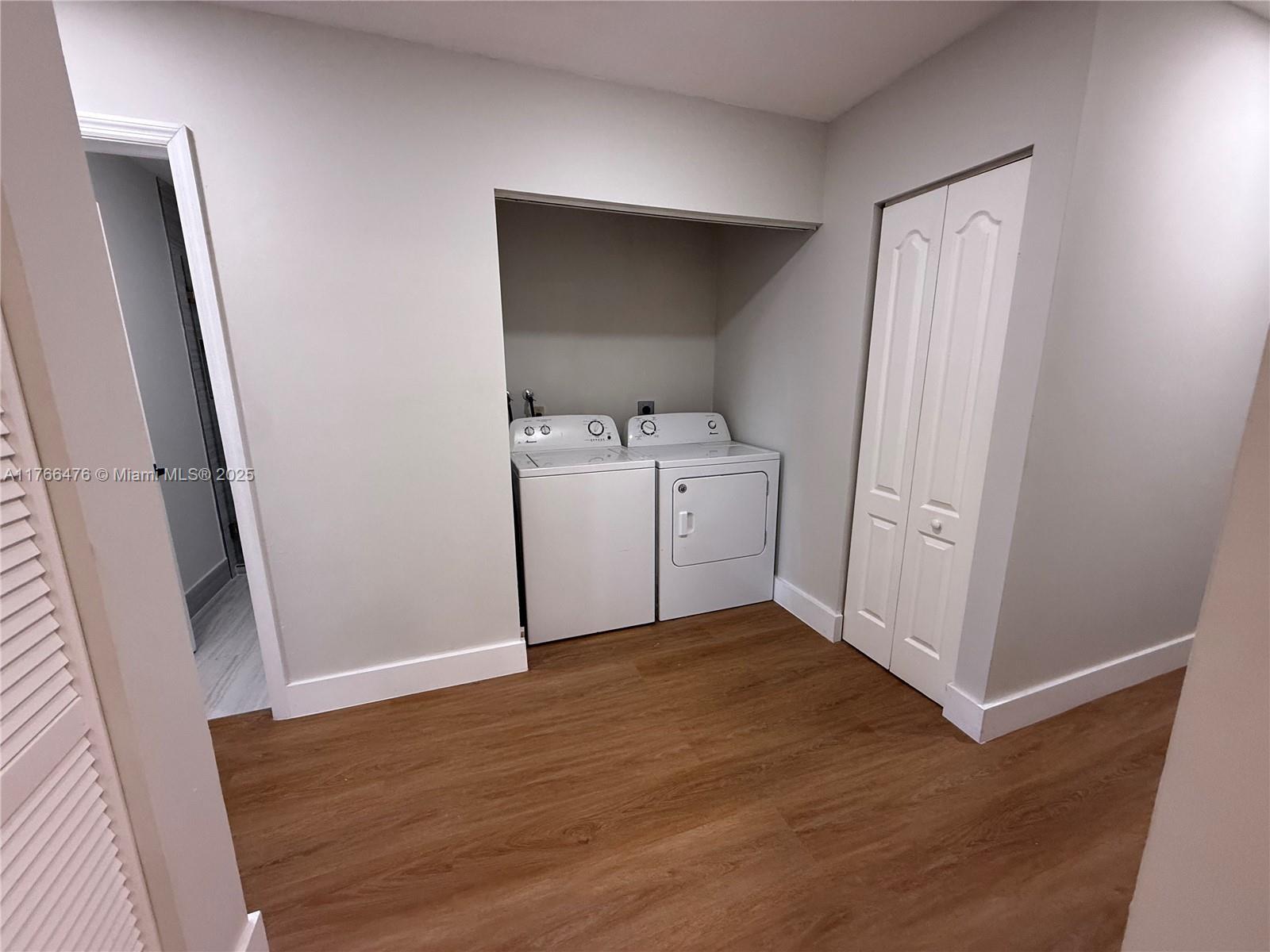 LAKES OF ACADIA UNIT 7 - Residential