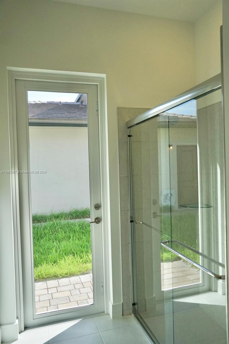 Crescent Ridge - Residential Lease