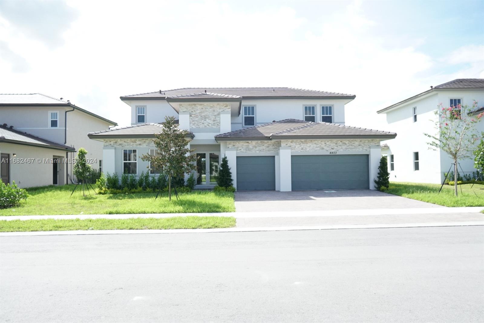 Crescent Ridge - Residential Lease