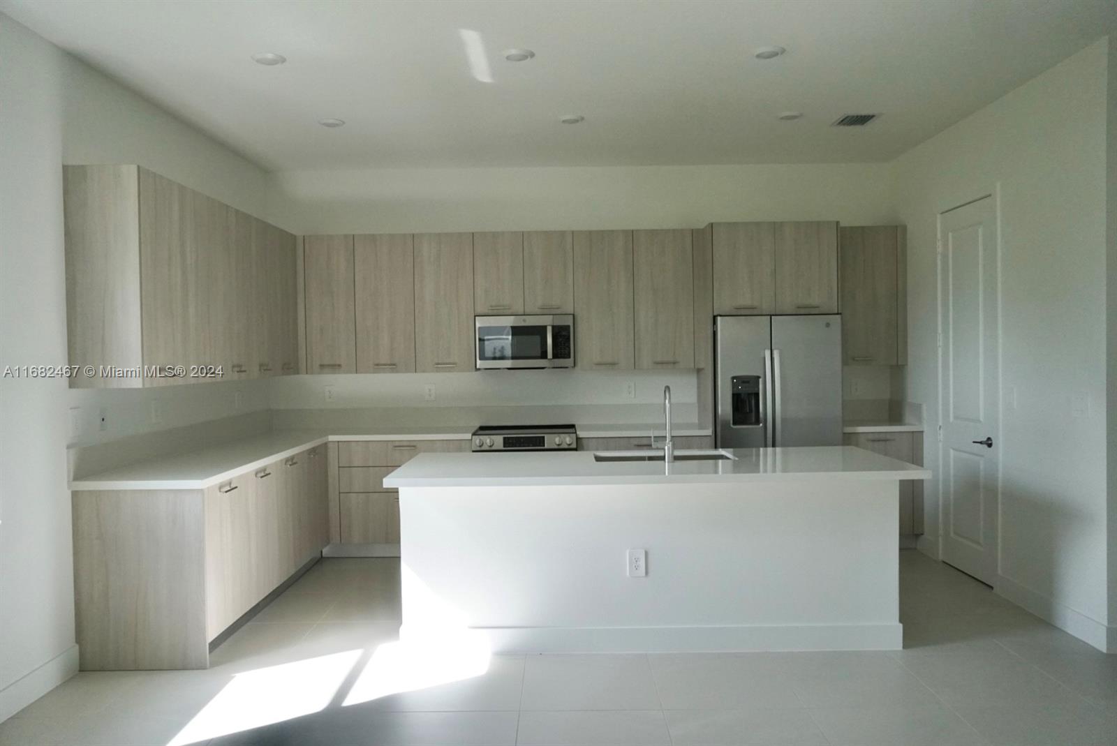 Crescent Ridge - Residential Lease