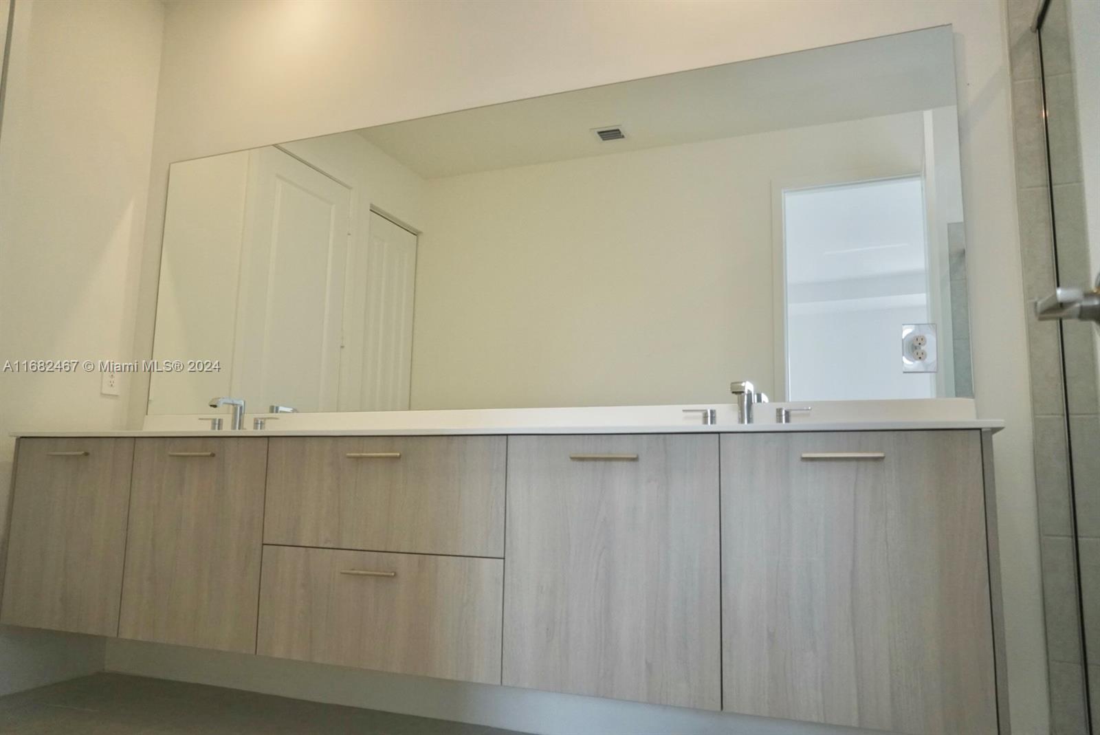 Crescent Ridge - Residential Lease