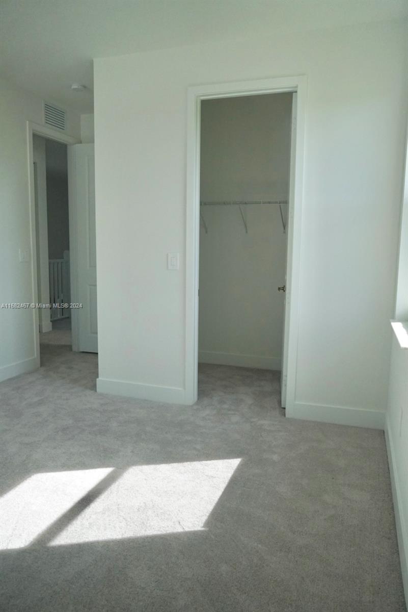 Crescent Ridge - Residential Lease