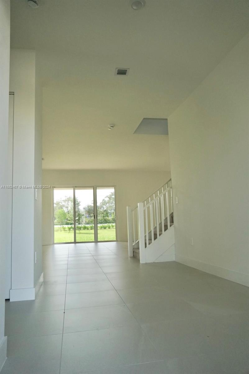 Crescent Ridge - Residential Lease