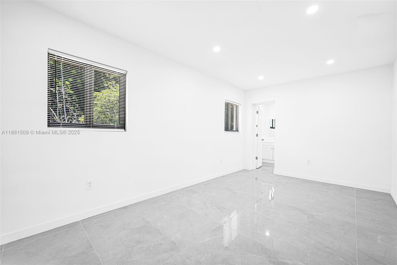 BELLCAMP MANOR - Residential