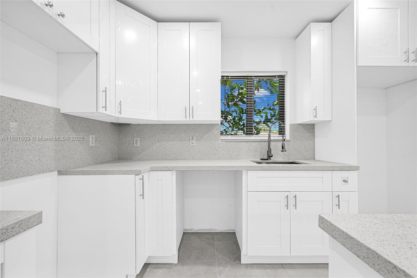 BELLCAMP MANOR - Residential