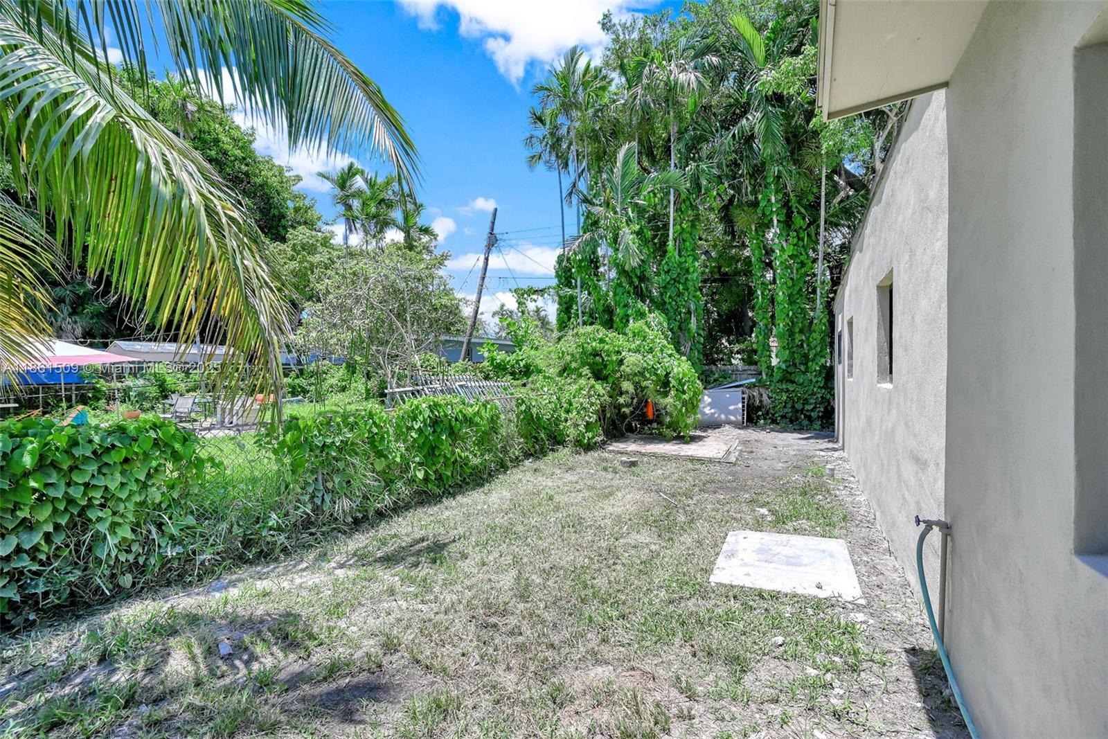 BELLCAMP MANOR - Residential