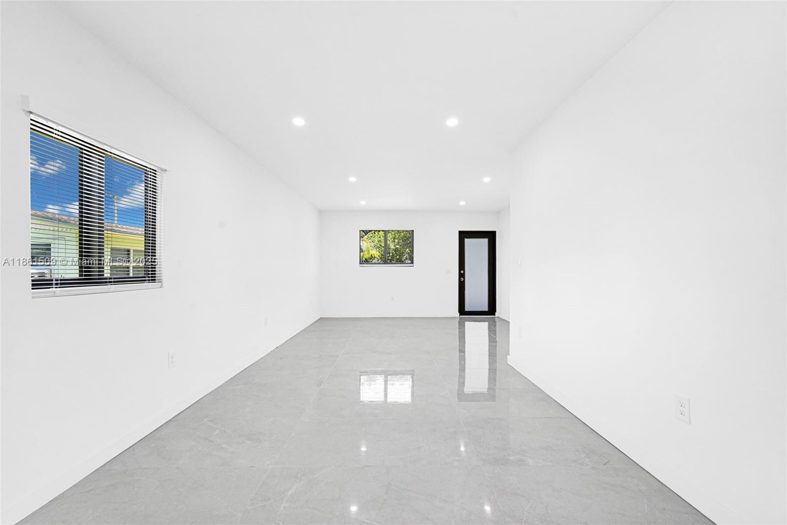 BELLCAMP MANOR - Residential