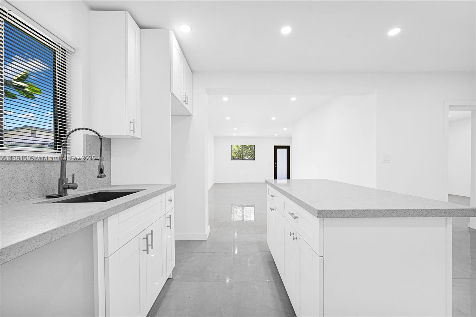 BELLCAMP MANOR - Residential