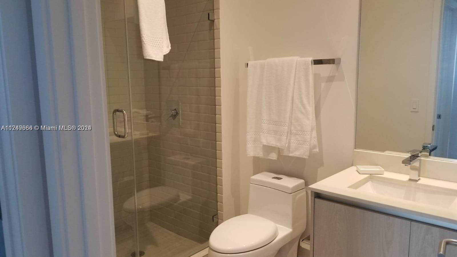 4010 SOUTH OCEAN CONDO HO - Residential Lease