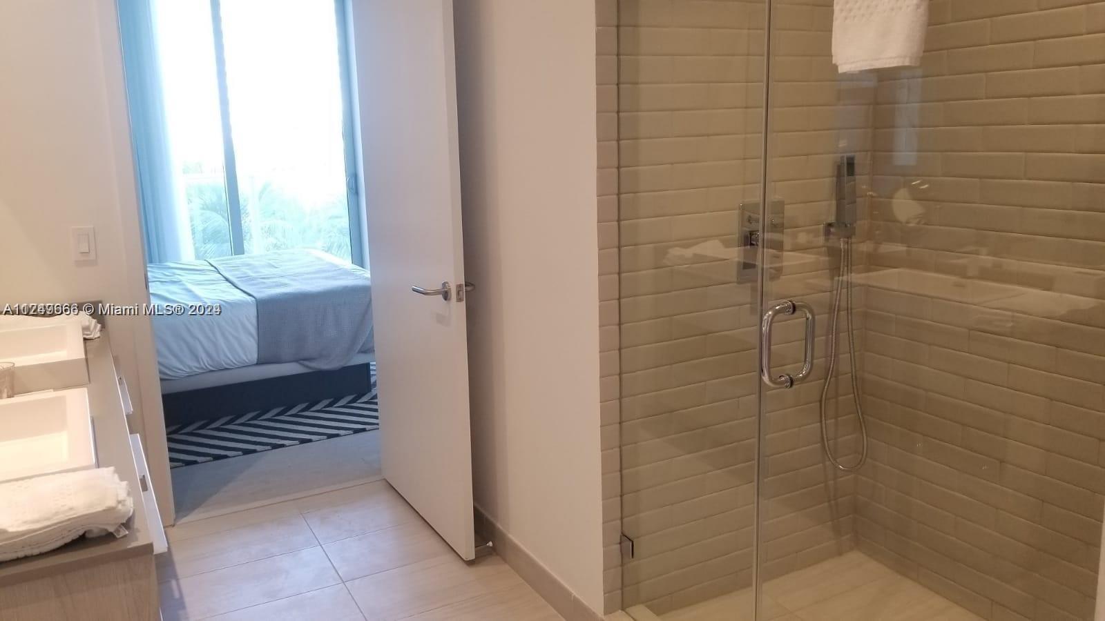 4010 SOUTH OCEAN CONDO HO - Residential Lease