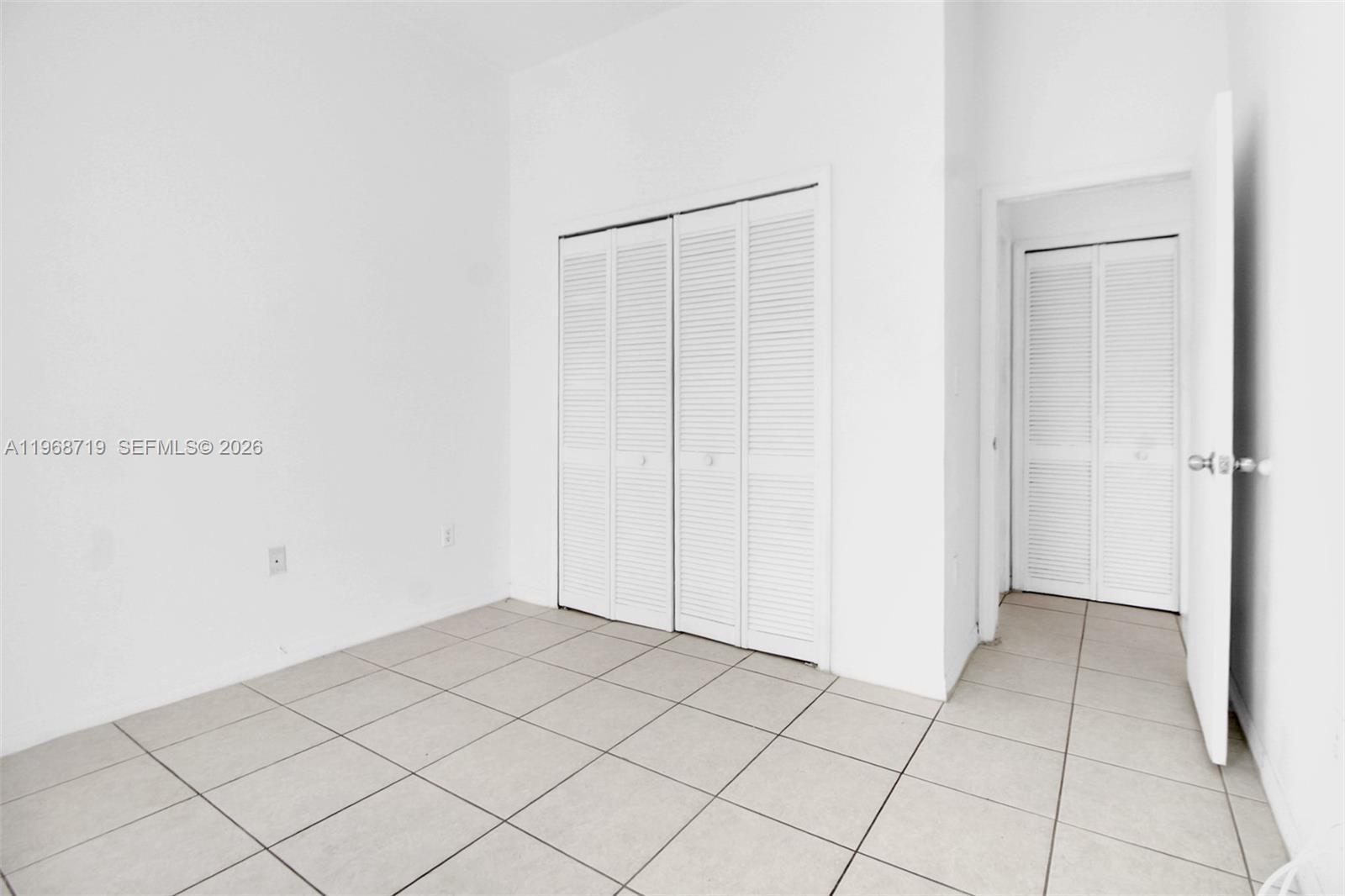 WINDY POINT - Residential