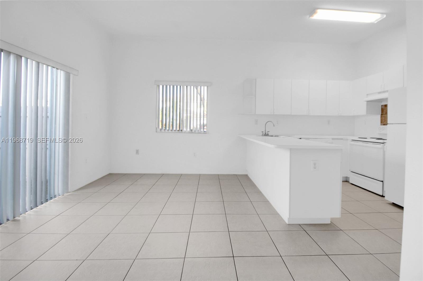 WINDY POINT - Residential