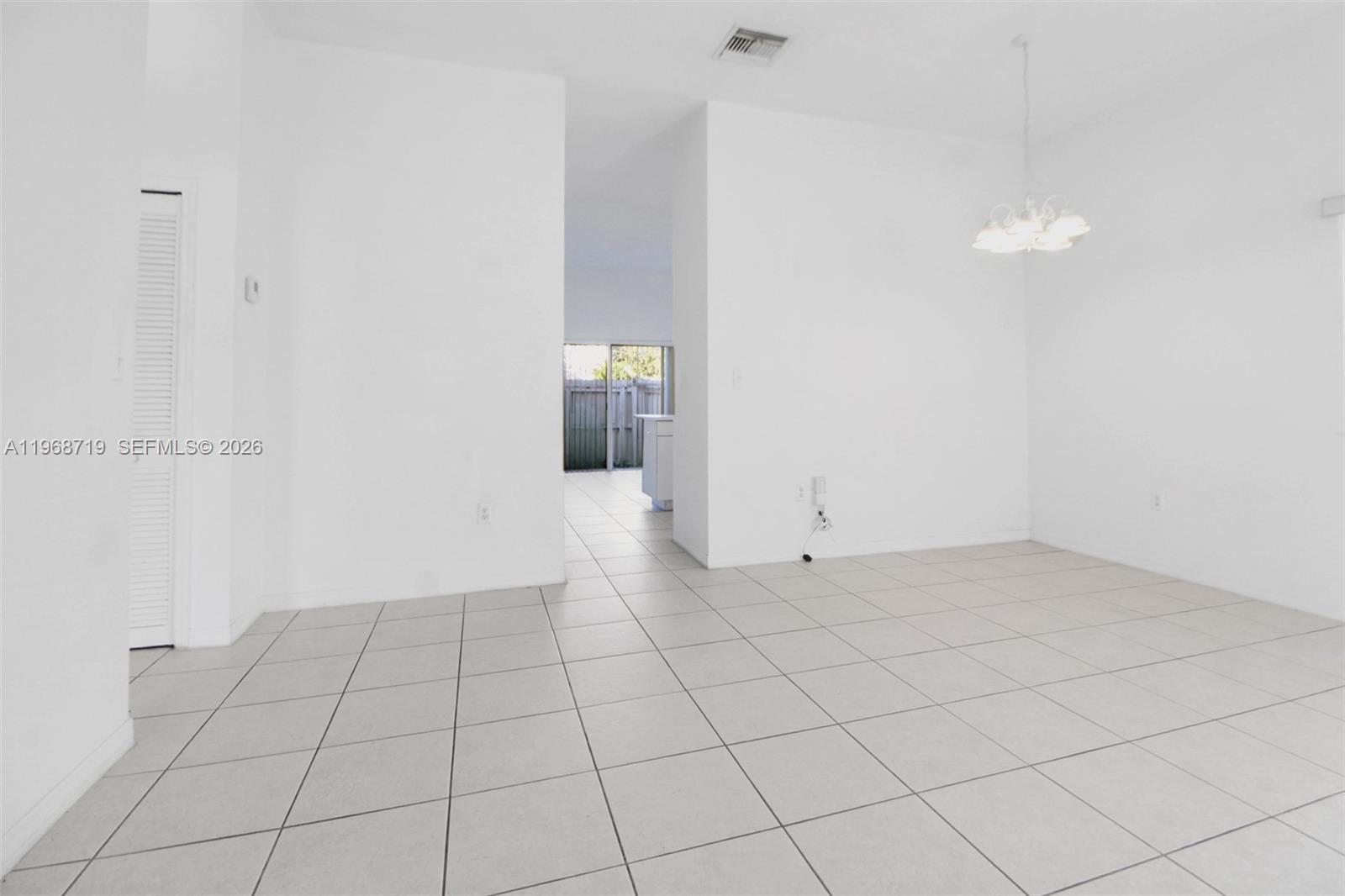 WINDY POINT - Residential