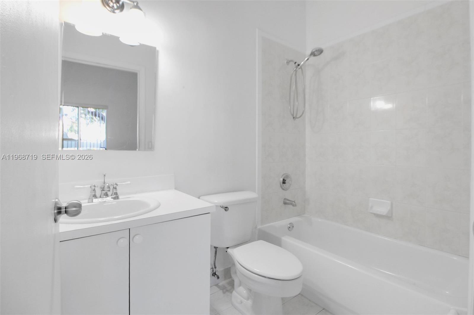 WINDY POINT - Residential