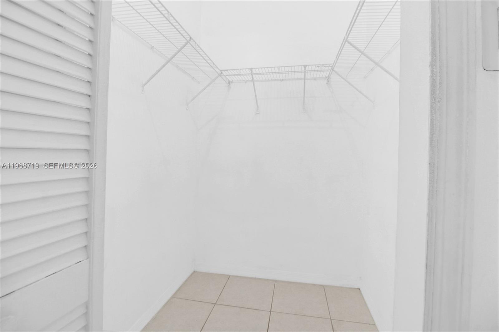 WINDY POINT - Residential