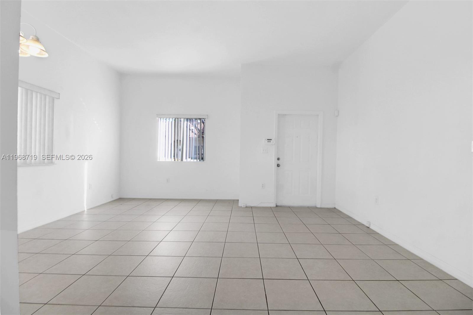 WINDY POINT - Residential