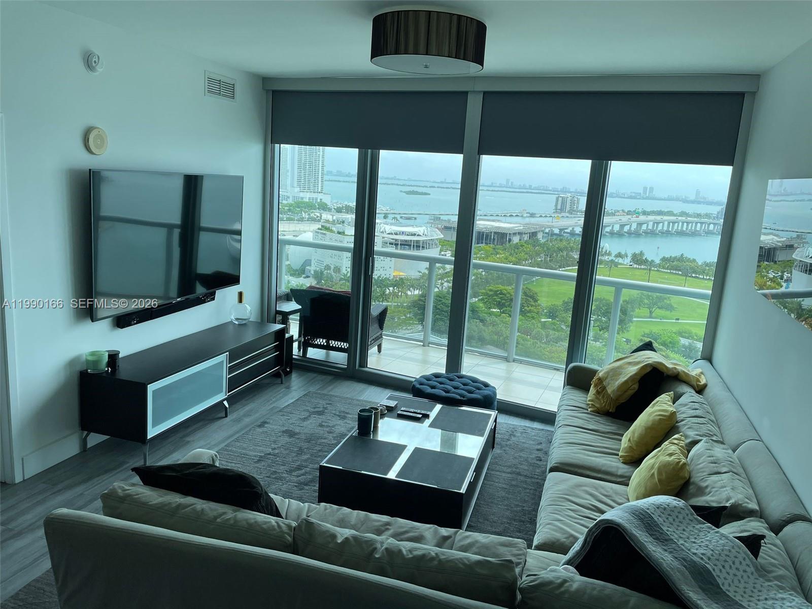 MARINABLUE CONDO - Residential