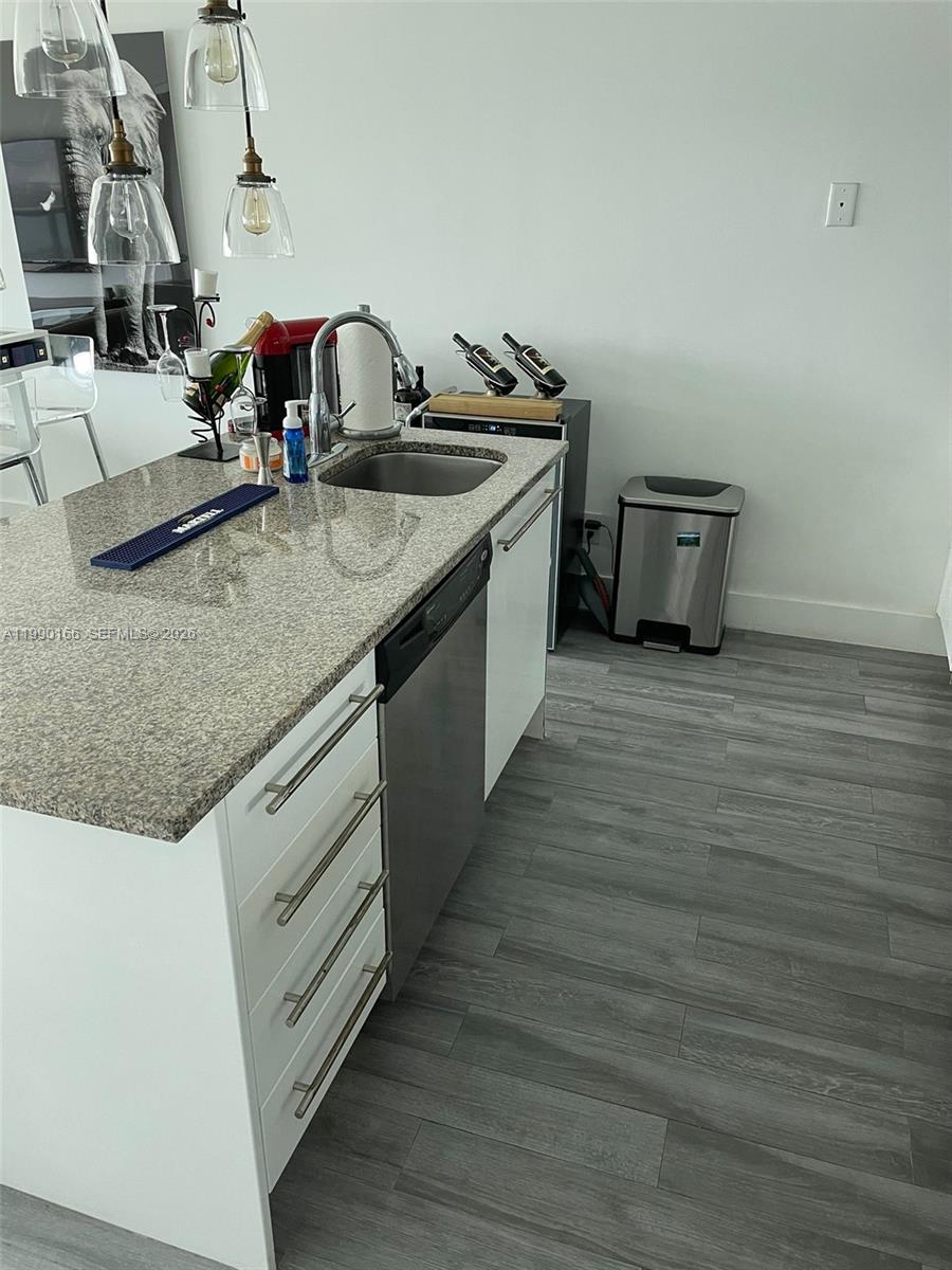 MARINABLUE CONDO - Residential